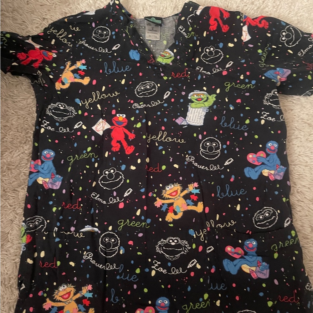 Small sesame Street scrub top